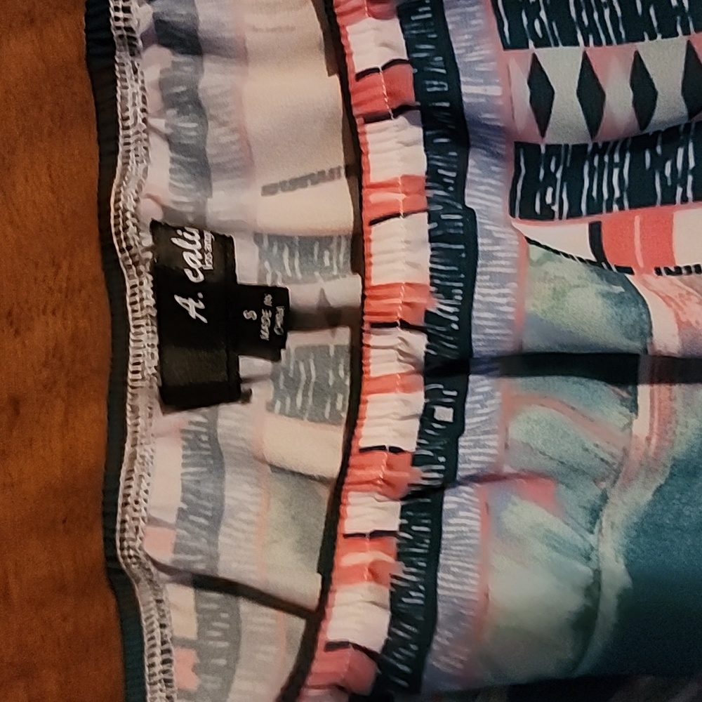 Women's Multicolor Ruffled Crop Blouse - Picture 2 of 2
